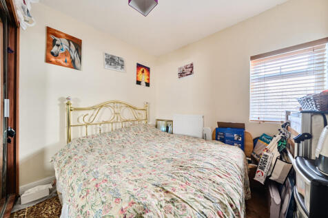 1354372-17-68c2a5...