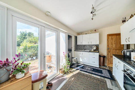 1354372-10-68c2a4...