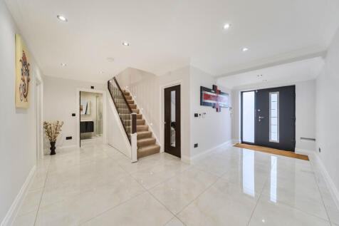 1358402-5-68e0137...