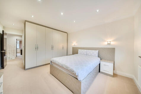 1358402-20-68e013...