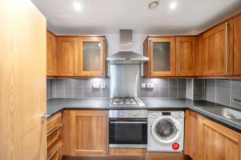 1371369-6-68f777d...