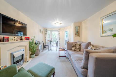 1382852-7-691c750...