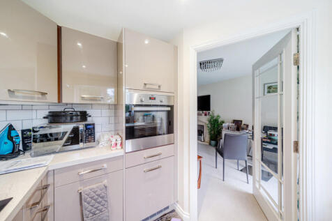 1382852-14-691c76...