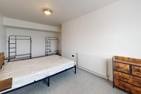 Bedroom (5)