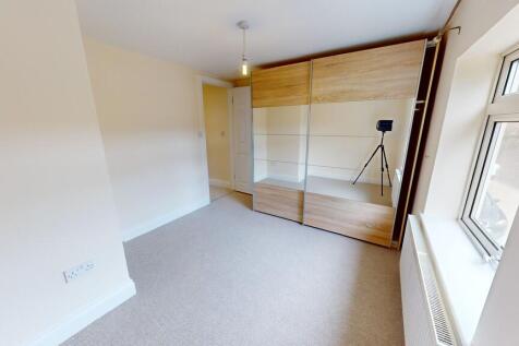 Whitehart-0816202...
