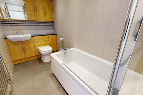 982-11242025_1107...