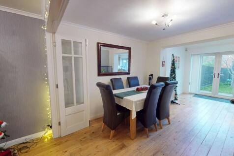 Kingsholme-120420...