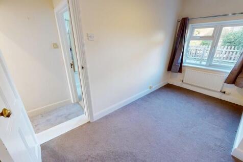 1050-12122025_105...