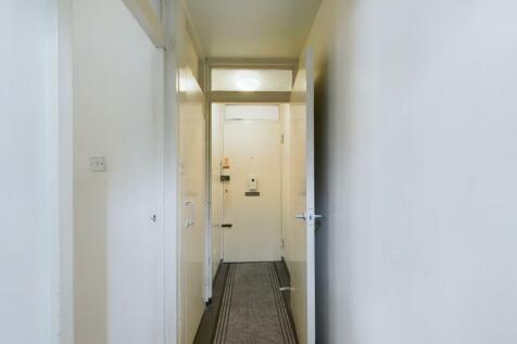 CAM01530G0-PR0111-STILL001.jpg