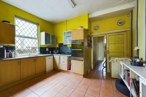 CAM01576G0-PR0178-STILL013.jpg