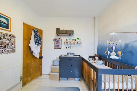 CAM01576G0-PR0211-STILL036.jpg