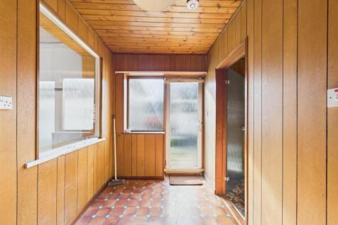 CAM01576G0-PR0260-STILL016.jpg