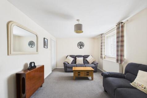 CAM01576G0-PR0271-STILL009.jpg