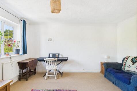 CAM01530G0-PR0296-STILL014.jpg