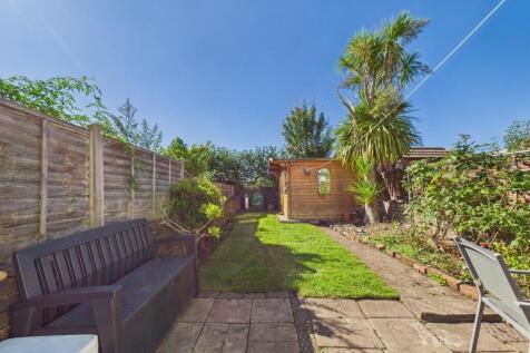 CAM01576G0-PR0316-STILL026.jpg