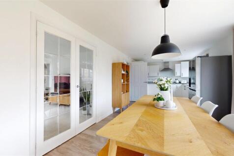 Diner / Kitchen