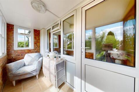 Porch / Sun Room