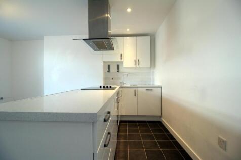 Contemporary fitted 