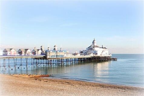 Eastbourne pier clos