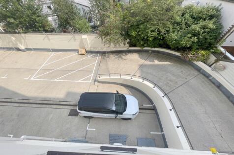 Allocated gated secu