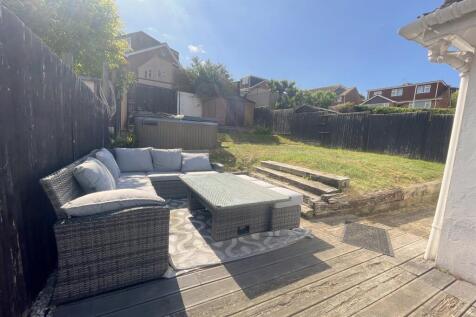 Garden with sun deck