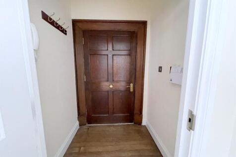 Entrance&#43;Porch