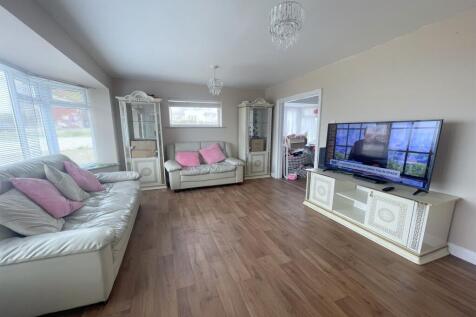 Lounge/separate dini