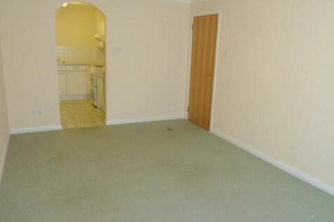 Lounge leading to ki