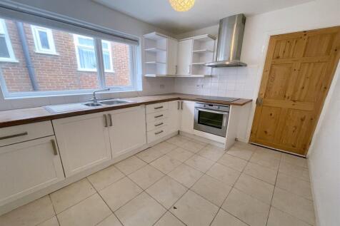 Modern fitted kitche