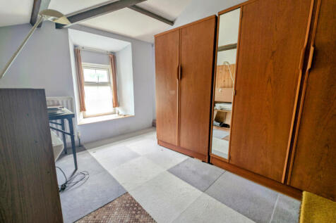 Room off of bedroom