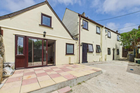 Three Bedroom Cottage with One Bedroom Annexe