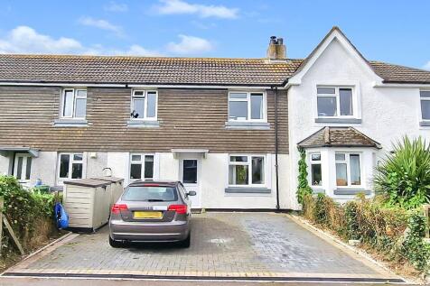 2 Bedroom Mid Terrace House For Sale