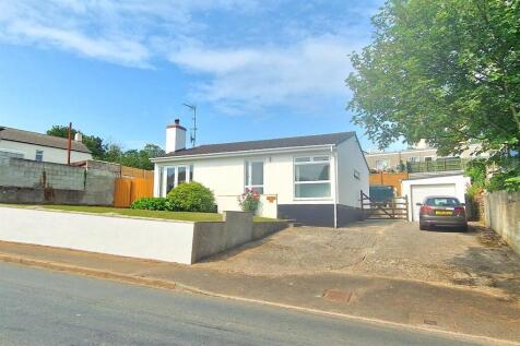 3 Bedroom Bungalow For Sale