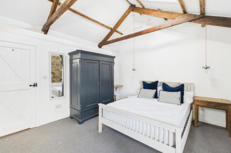 3 Bedroom End Terraced House for Sale