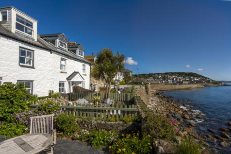 2 Bedroom Cottage for Sale