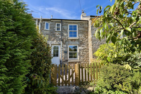 2 Bedroom Mid Terraced House for Sale