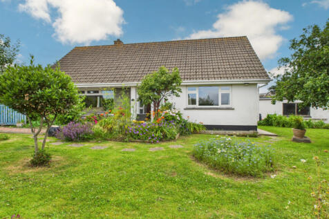 4 Bedroom Bungalow for Sale