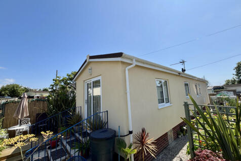 2 bedroom park home for sale