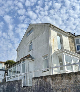 3 Bedroom Semi-Detached House for Sale