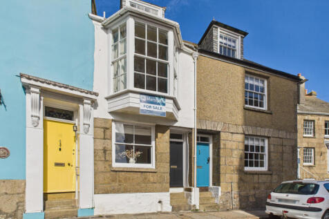 4 Bedroom Mid Terraced House for Sale