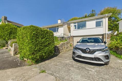 4 Bedroom Bungalow for Sale