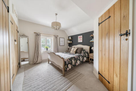 bedroom1