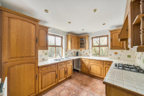 1381664136914a3d44ffb3