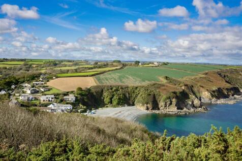 Porthallow Cove