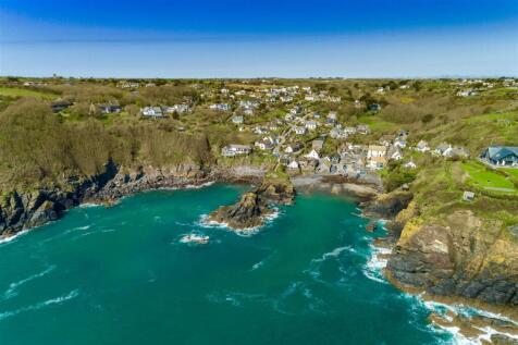 Cadgwith Cove