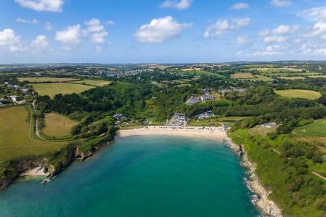 Maenporth beach