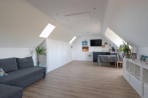 Studio / Bedroom