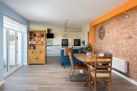 Kitchen / Dining / Family Room