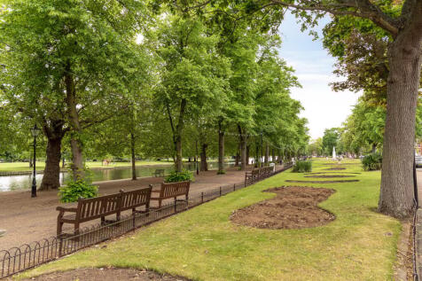 The Embankment