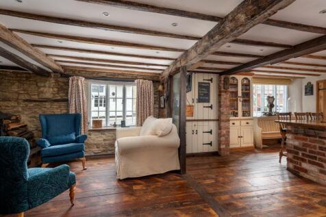 Kitchen / Snug